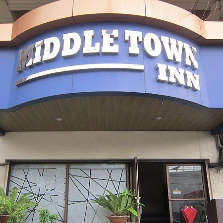 Middle Town Inn Bacolod Exterior photo